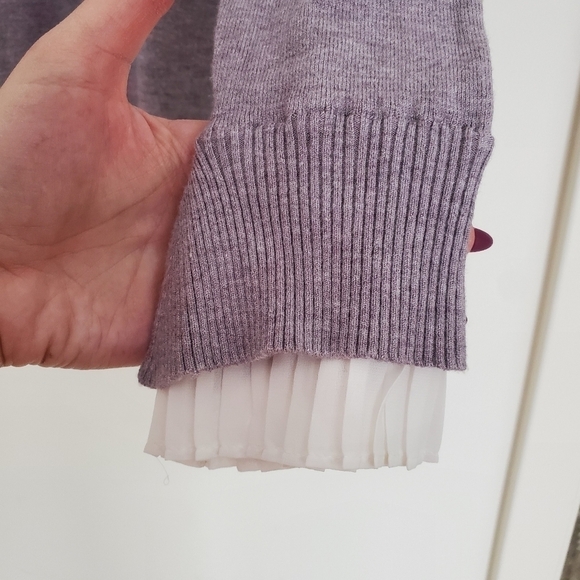 Vila Milano Pleated Collar and Cuff Sweater NWOT - Picture 2 of 7